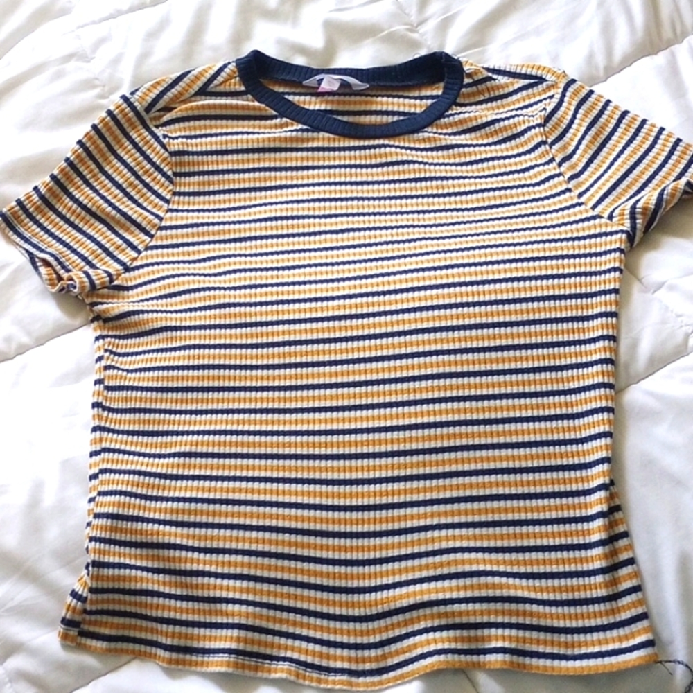 No Boundaries Junior's Pinstriped Shirt